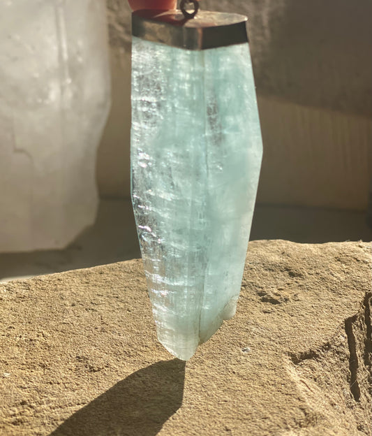 Rough Aqua Marine Pendant