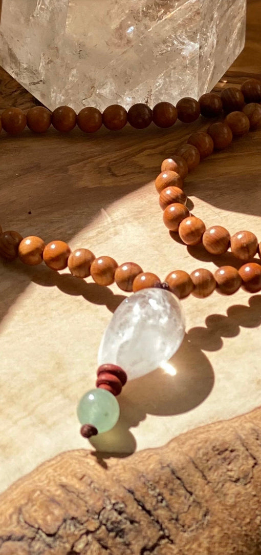 Collier Mala en Bois, Quartz et Jade