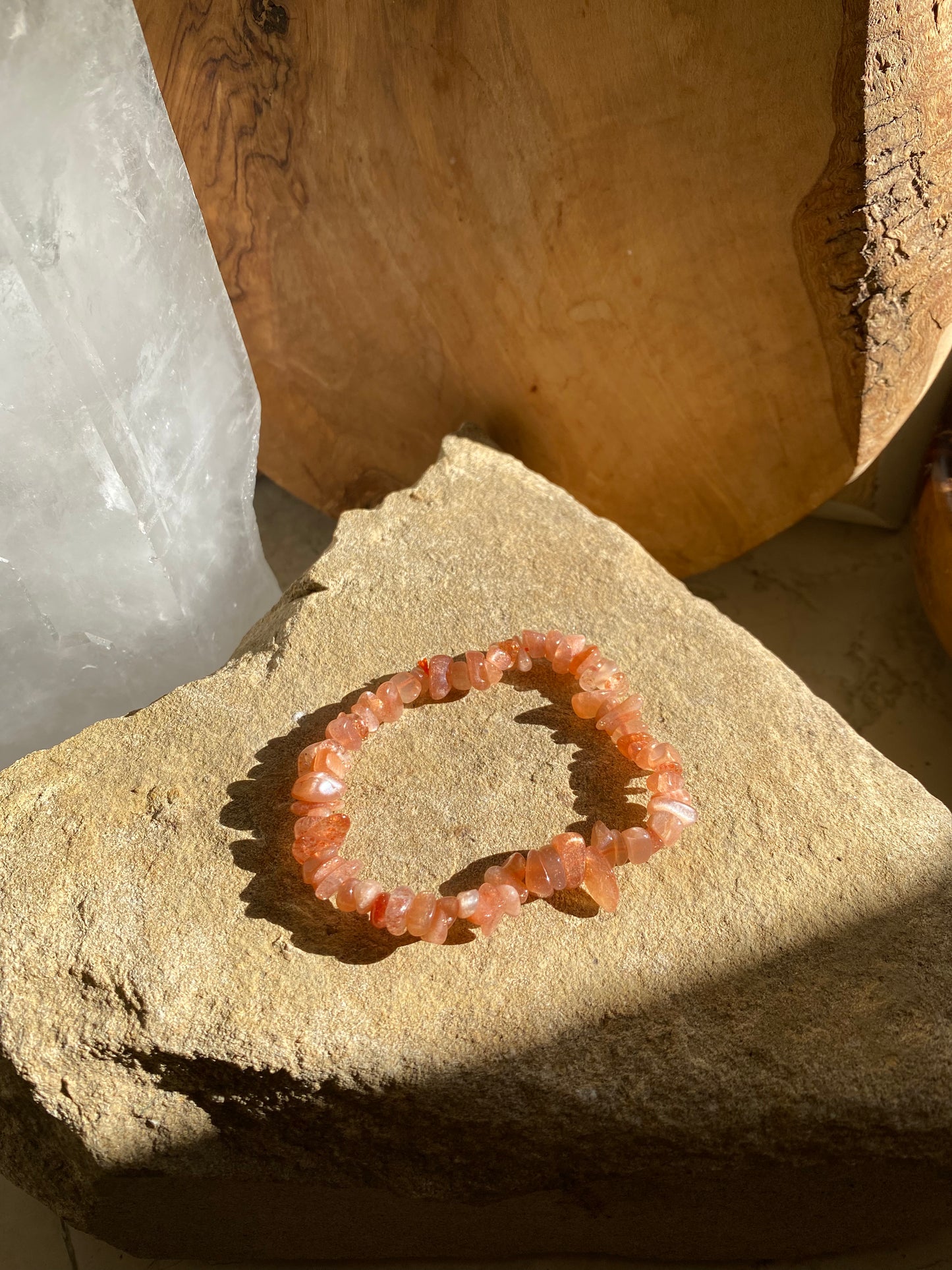 Bracelet simple en pierre de soleil