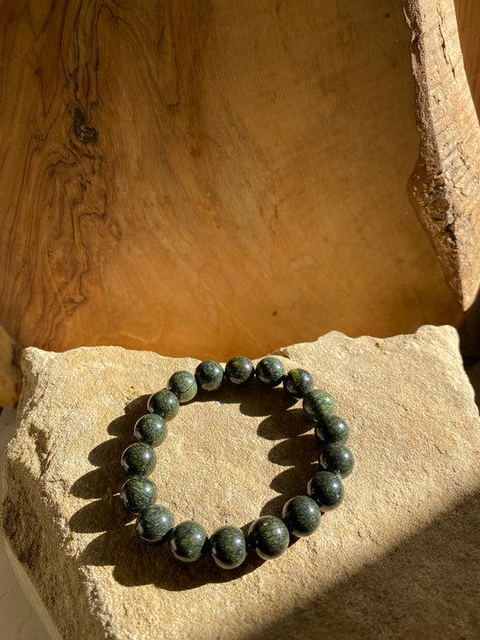 Simple Serpentine Bracelet