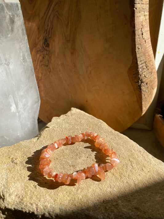 Simple Sunstone Bracelet