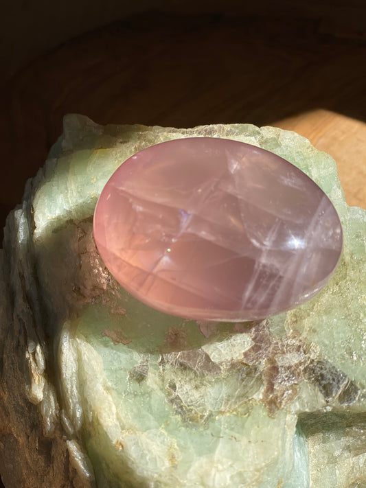 Star Rose Quartz Galet